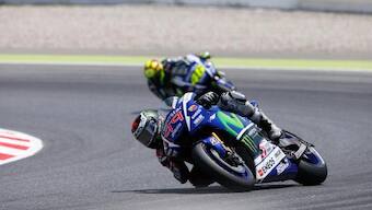 MotoGP 2015: Lorenzo wins in Catalunya