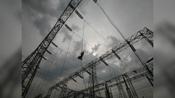 Discoms will have to pay consumers for outages: Delhi government