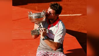 Inspired Wawrinka overpowers Djokovic to clinch maiden French Open title