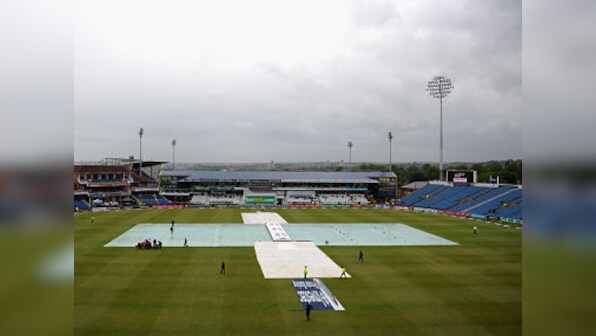 Rain holds up New Zealand's victory bid on day four
