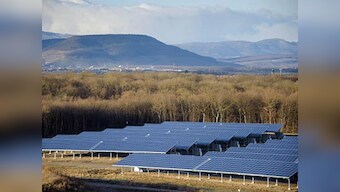 Govt raises solar power target by five times to 100,000 MW by 2022