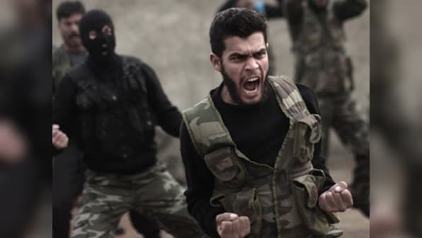 US program to train Syrian rebels loses momentum: Less than 100 volunteers sign up 