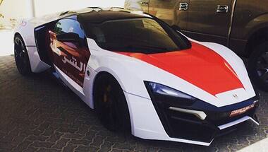 Abu Dhabi Police adds the Lykan Hypersport to its fleet