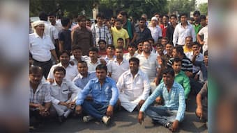 Twitter fights to fake bookings: Delhi cops declare war on Uber as drivers take protest to Secretariat