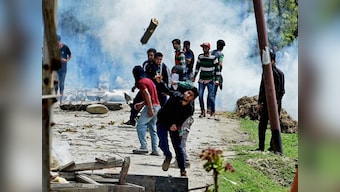 Cop stabbed in Sikh protests in Jammu, mobile and internet services suspended as tension ensues  