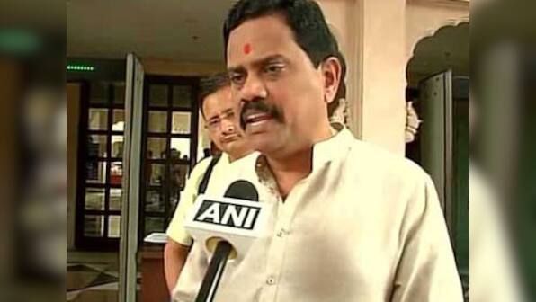 Delhi Police won't file FIR against Sena MP accused of force feeding Muslim canteen staff during Ramzan