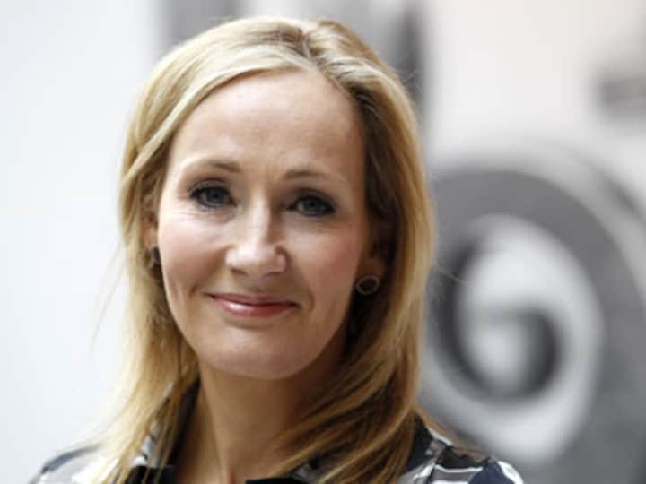 Muggles go crazy as Rowling hints at US version of Hogwarts in 'Fantastic Beasts' film
