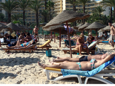 Tunisia: Student gunman kills 27 people in Sousse hotel terror attack Tunisia: Student gunman kills 27 people in Sousse hotel terror attack