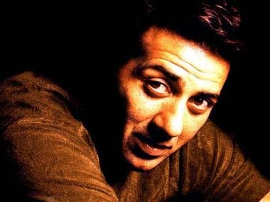 Bhai vs Dhai kilo ka haath: Sunny Deol doesn't find Salman a competition Bhai vs Dhai kilo ka haath: Sunny Deol doesn't find Salman a competition