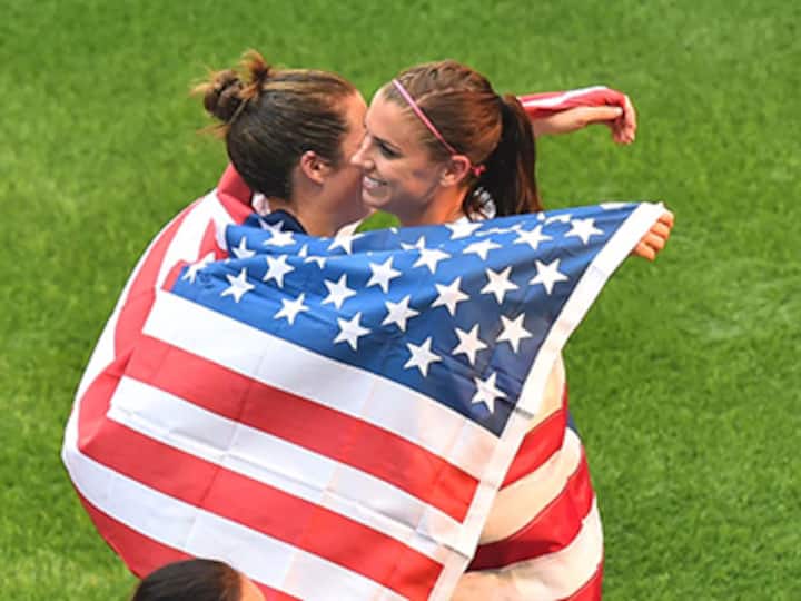 Women's World Cup: Carli Lloyd's hat-trick sinks Japan, helps USA clinch title