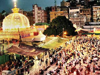 Battling radicalism with Sufism: Is Jamiat-Ulama-i-Hind using Ajmer Sharif for political gains? Battling radicalism with Sufism: Is Jamiat-Ulama-i-Hind using Ajmer Sharif for political gains?