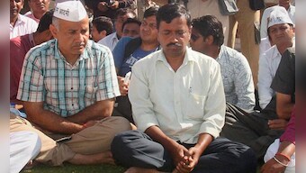 From Tota Singh to Rahul Gandhi: Here's a list of politicians that have invited the junta's ire