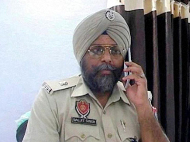 Gurdaspur Attack: Martyr Baljit Singh’s family refuses to cremate him Gurdaspur Attack: Martyr Baljit Singh’s family refuses to cremate him