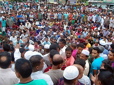 Bangladeshi protesters gather during a demonstration on July 14, 2015 against the lynching of a 13-year-old boy in Sylhet. AFP