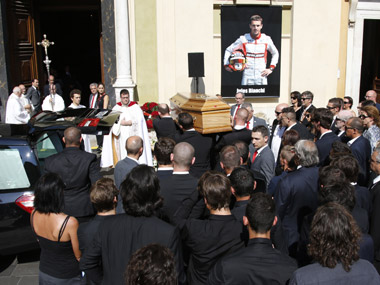 To not see him ever again shocks you: From Massa to Perez and Button, F1 pays tribute to Bianchi To not see him ever again shocks you: From Massa to Perez and Button, F1 pays tribute to Bianchi