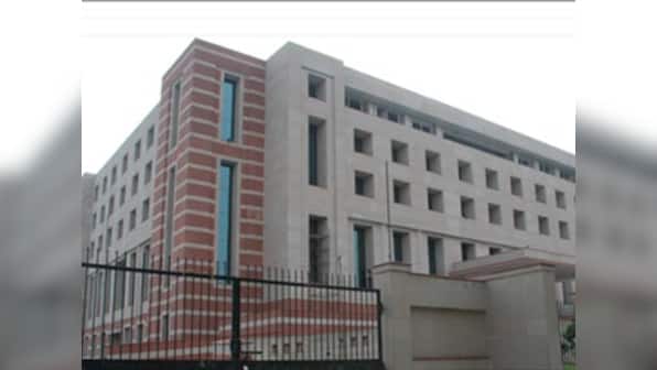CAG raps Delhi govt for discrepancies worth Rs 905 cr; not obtaining fund proof