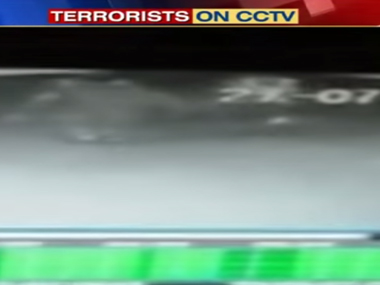 Gurdaspur attack: CCTV footage shows terrorists in army fatigues with rifles Gurdaspur attack: CCTV footage shows terrorists in army fatigues with rifles