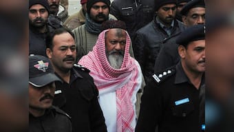 Pakistan police kills Malik Ishaq, leader of anti-Shiite militant group