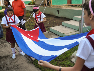 US, Cuba agree to restore ties: Embassies to reopen in Washington and Havana US, Cuba agree to restore ties: Embassies to reopen in Washington and Havana