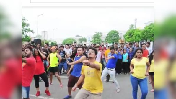 Born This Way: Delhi's first LGBT flash mob held at CP. Watch it here