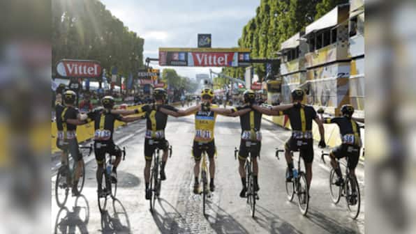 Tour de France: Team Sky soak in the applause as Chris Froome wins 2nd title 