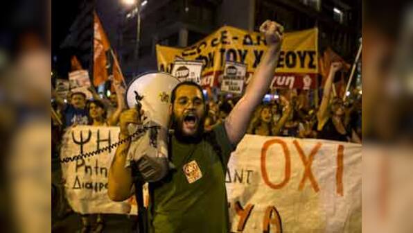 Greece crisis: Euro leaders continue marathon meetings, no concrete plan yet