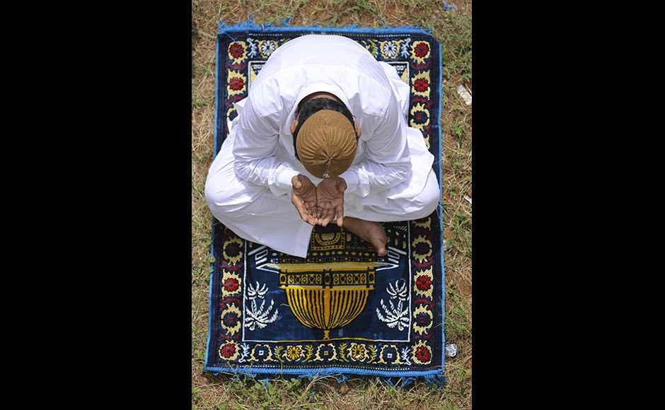 Photos: Muslims across India offer prayers, celebrate Eid 