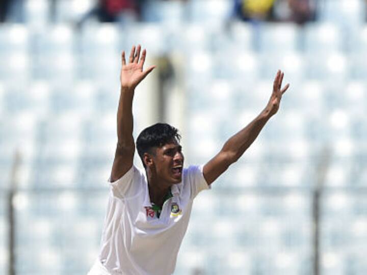 Mustafizur enjoys dream Test debut, as Bangladesh bundle out Proteas for 248 