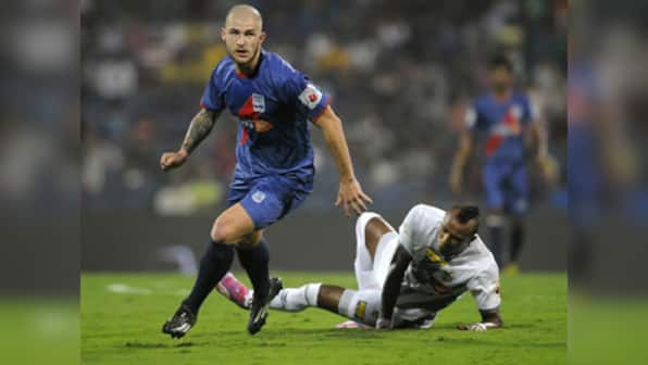 ISL 2015: Mumbai City FC retain defender Cmovs, sign striker Norde