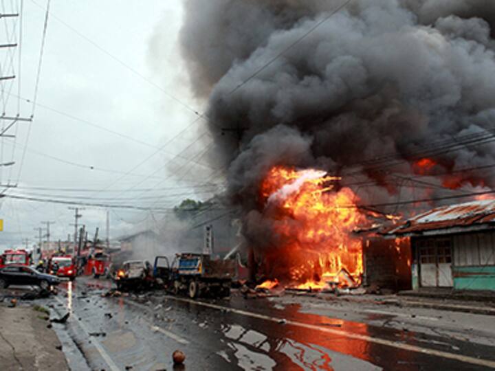 Blast tears through nightclub in Philippines, one dead Blast tears through nightclub in Philippines, one dead
