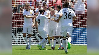 Pre-season friendlies: Rooney helps United outclass Barcelona, Arsenal thrash Lyon, Chelsea beat PSG