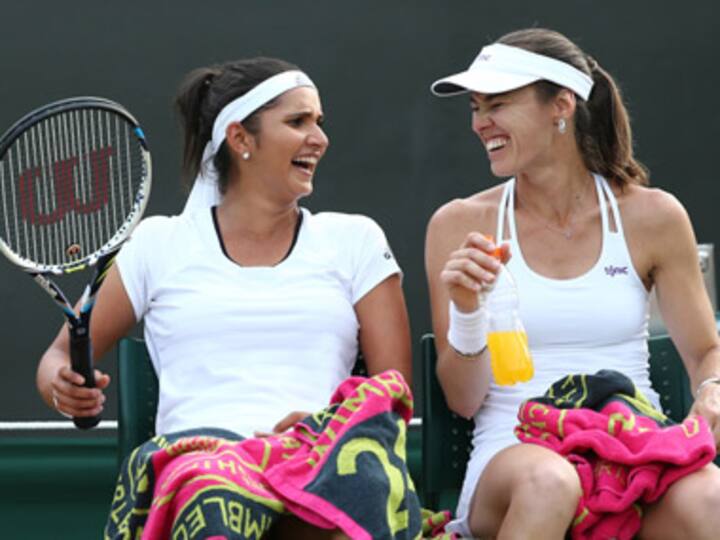 Sania-Martina storm into Wimbledon semifinals