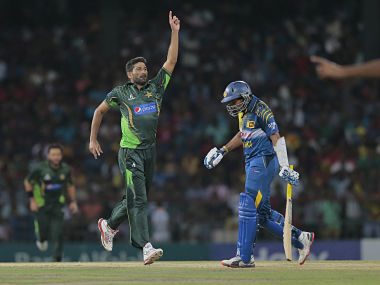 Pakistan clinch a thriller to win T20I series; complete near-perfect tour of Sri Lanka Pakistan clinch a thriller to win T20I series; complete near-perfect tour of Sri Lanka