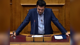 'Govt no longer listening to people': Thousand protests as Greece votes on bailout bill