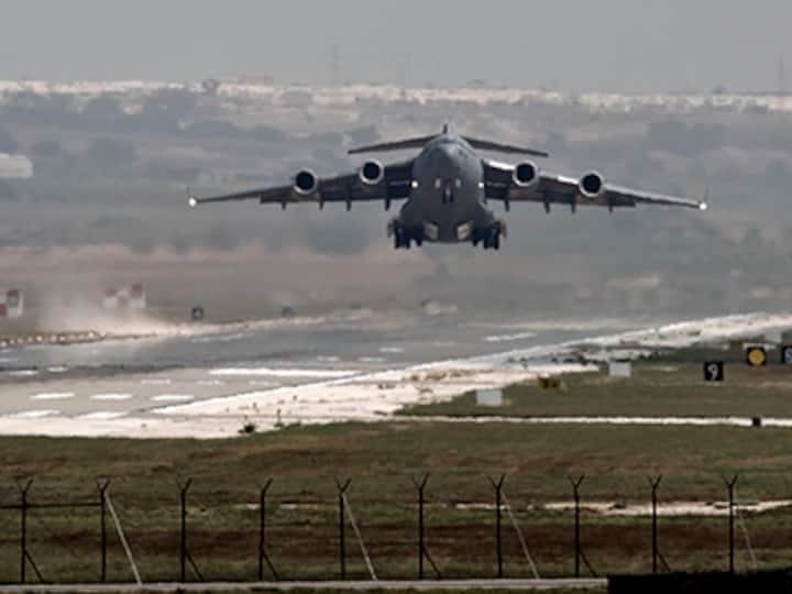 39 dead in Russian air strikes on two markets in northern Syria: Monitor 39 dead in Russian air strikes on two markets in northern Syria: Monitor