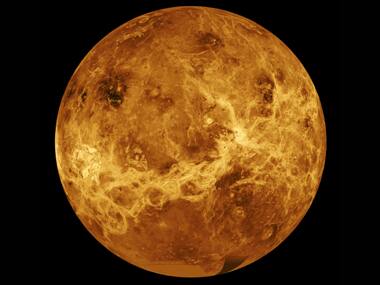 Scientists observe for the first time, winds and cloud patterns on the night side of Venus