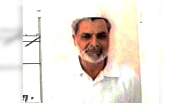 Govt serves show-cause notice to three news channels on coverage of Yakub hanging