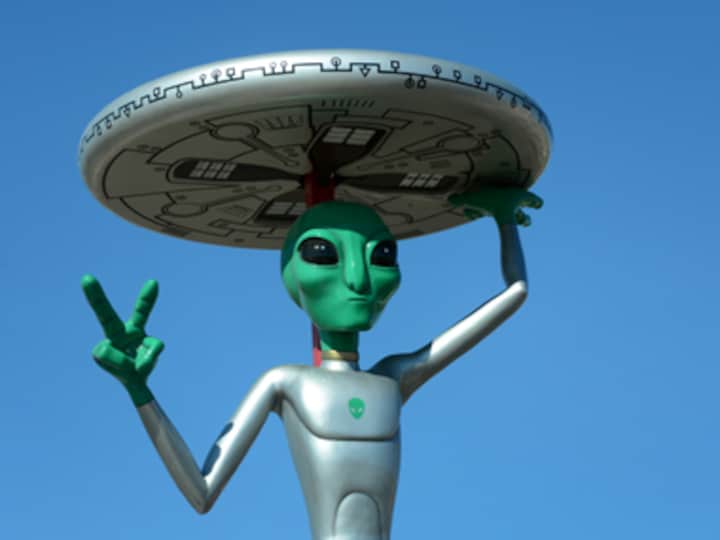 Aliens might actually exist and could resemble us, says Cambridge expert