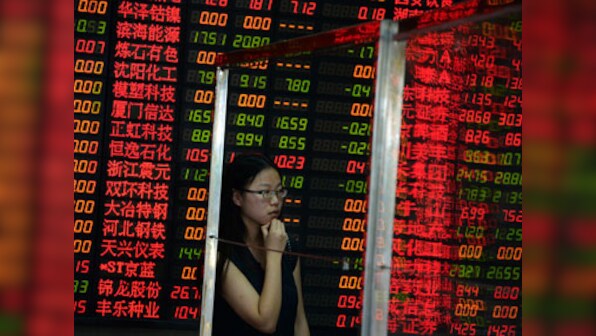 Gloom spreads further: Asian shares extend fall on China concers, yen shoots up