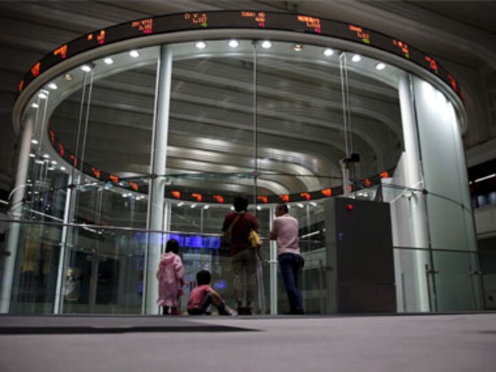 Euro, stocks slide as Greek 'No' vote heightens euro exit fears