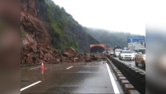 Landslide in Mumbai-Pune Expressway kills one 