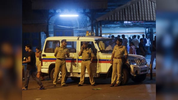 Not again: Drunk driver in Mumbai rams car into tea-stall, rickshaw then locks herself in
