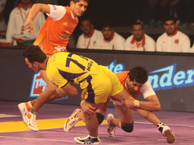 Pro Kabaddi: U Mumba notch hat-trick of wins, Telugu Titans thump Puneri Paltan Pro Kabaddi: U Mumba notch hat-trick of wins, Telugu Titans thump Puneri Paltan