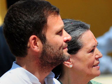 Why did Rahul and Sonia sneak out when Congress has BJP on the ropes? Why did Rahul and Sonia sneak out when Congress has BJP on the ropes?