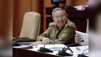 Castro calls on Obama to 'dismantle' Cuban economic embargo