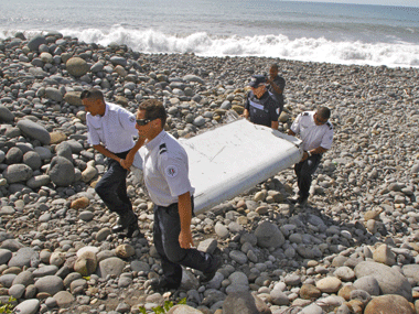 Boeing 777 wing found on Indian Ocean Island could solve mystery of MH370 Boeing 777 wing found on Indian Ocean Island could solve mystery of MH370