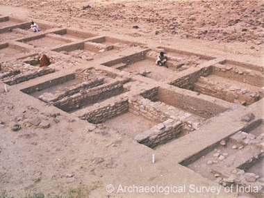 A day after finding ancient city, archaeologists unearth 2500-year-old temple in Raipur A day after finding ancient city, archaeologists unearth 2500-year-old temple in Raipur
