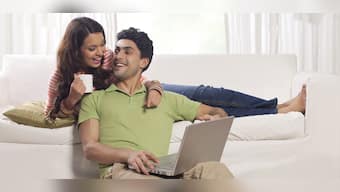 Click. View. Match: Looking for real love in a virtual world