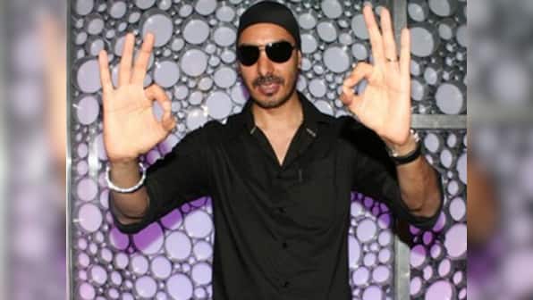 Bhangra singer Sukhbir Singh detained at Lahore airport