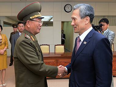 After peace accord, North, South Korea to lift orders placing military forces on high alert